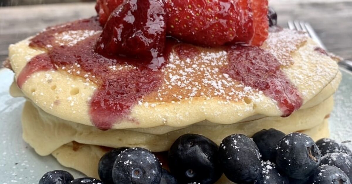 Four Corners Canteen’s pancakes with berry compote | Now Then Sheffield